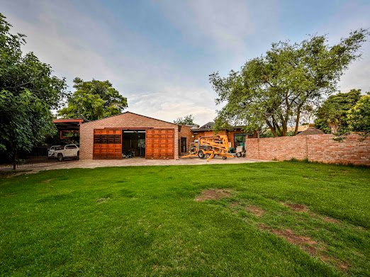 5 Bedroom Property for Sale in Langenhovenpark Free State